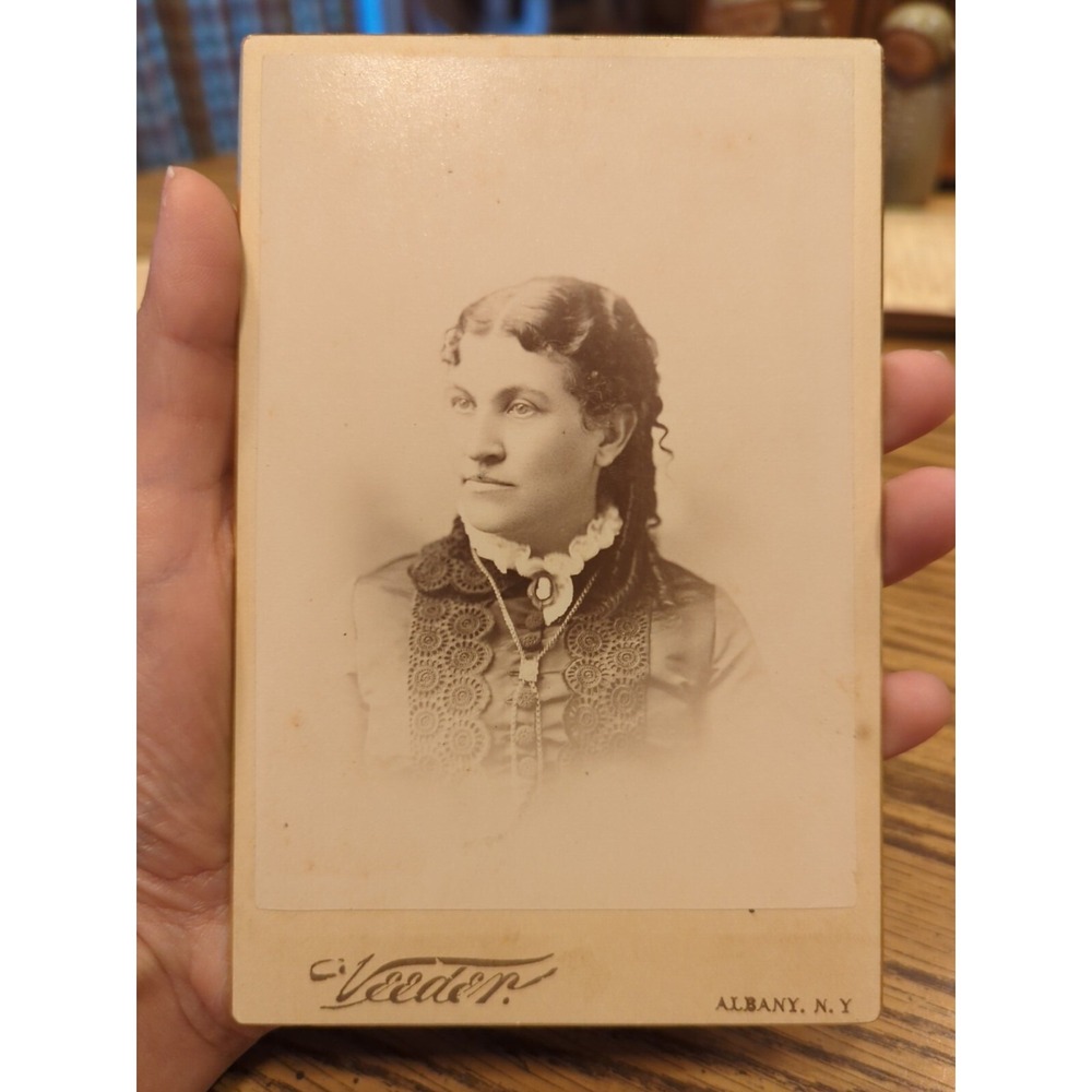 Antique Cabinet Card Victorian Woman Portrait Veeder Albany New York Photo